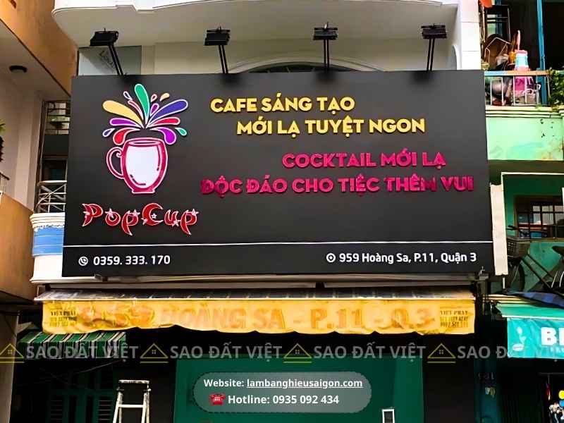 Bảng hiệu quảng cáo