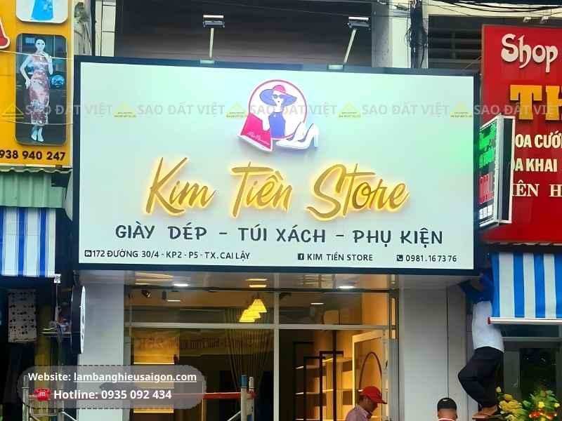 Bảng hiệu shop thời trang