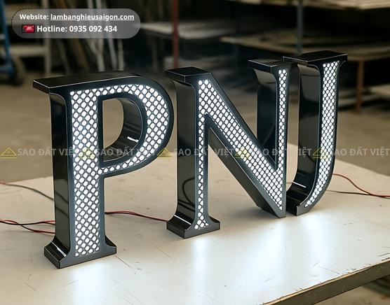 Chữ Nổi Inox Đục Lỗ